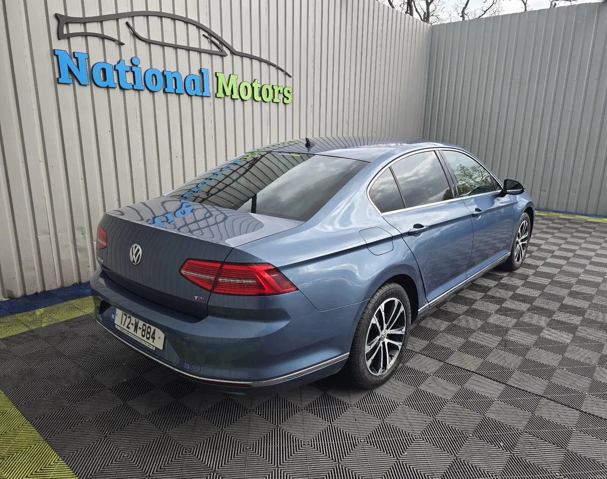 2017 Volkswagen Passat 1.6 TDI Highline - Image 2