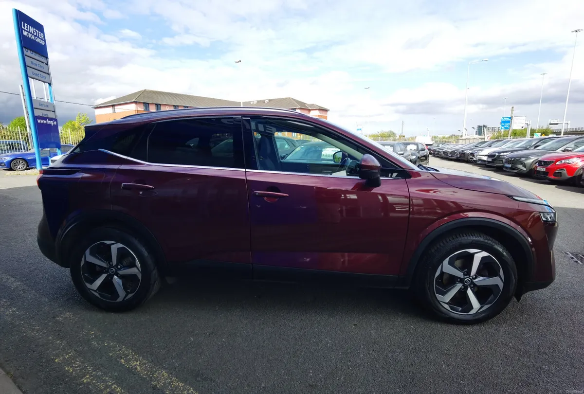 NISSAN QASHQAI 1.3 SV PREMIUM MY21 MILD HYBRID - Image 4