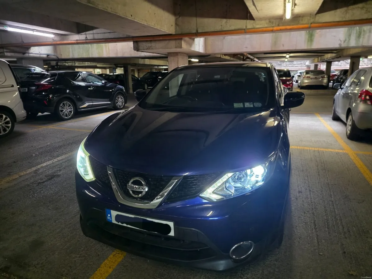 Nissan Qashqai Acenta Premium - 180k - Image 1
