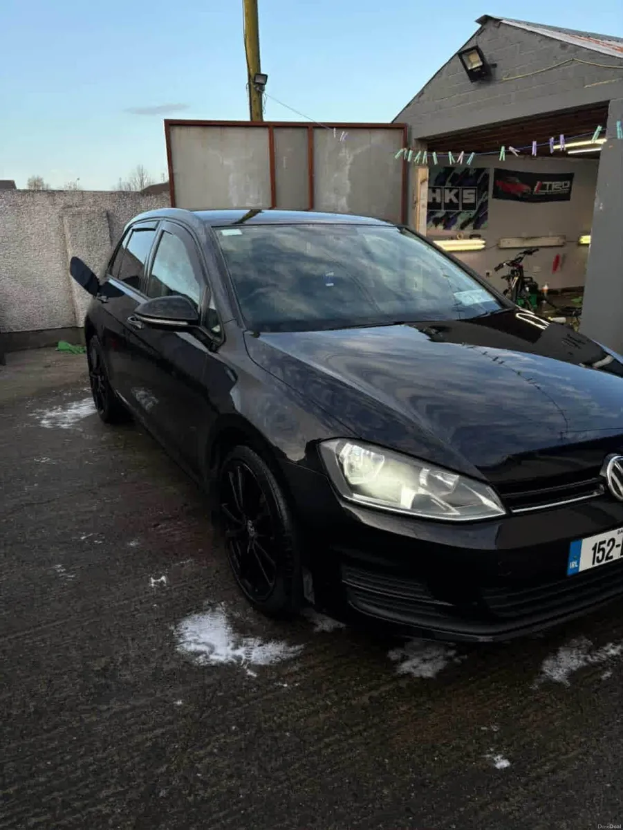 Volkswagen Golf 2015 - Image 1