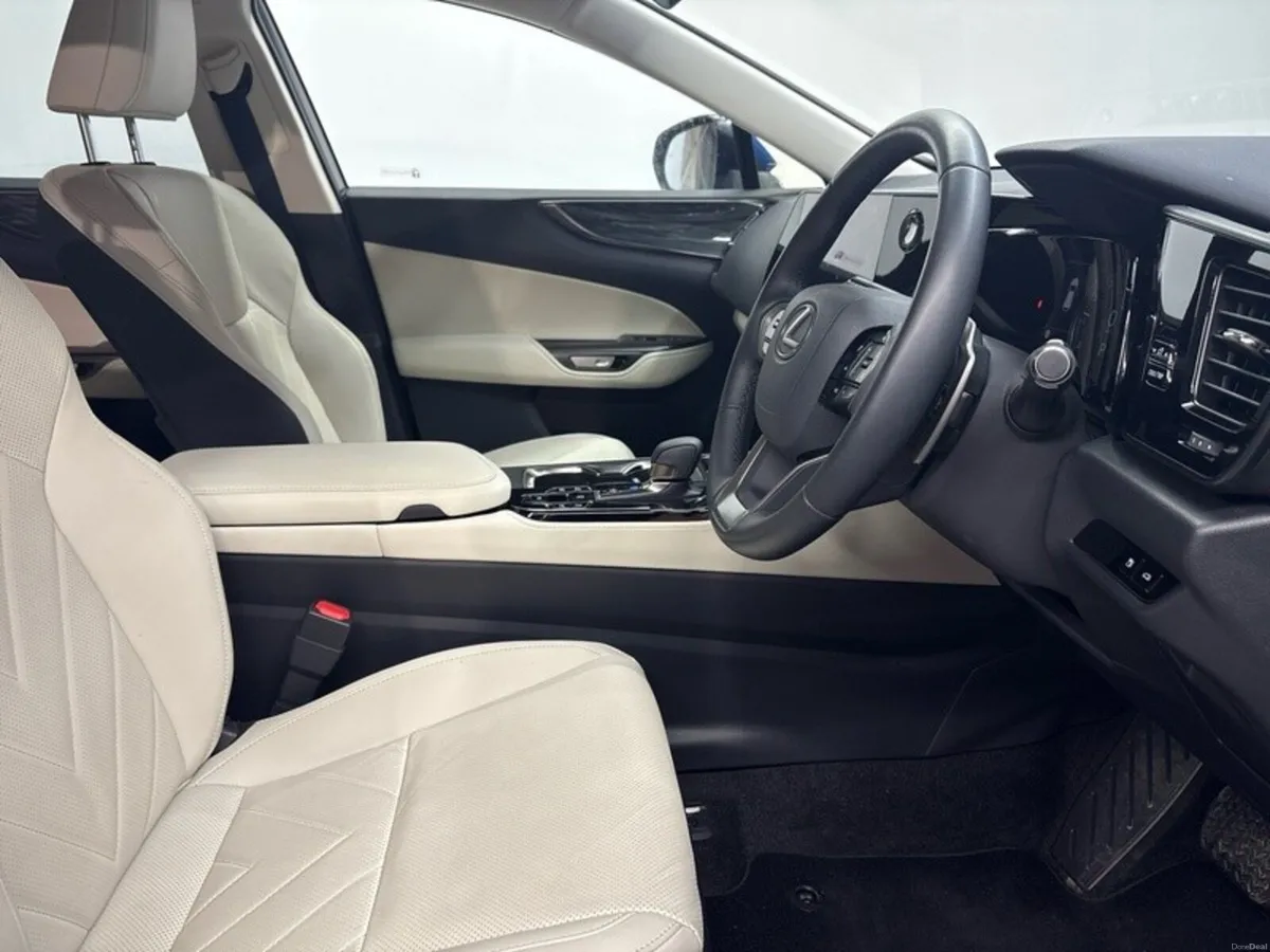 Lexus NX 450h+ NX450+Executive PHEV - Ex Managemen - Image 6