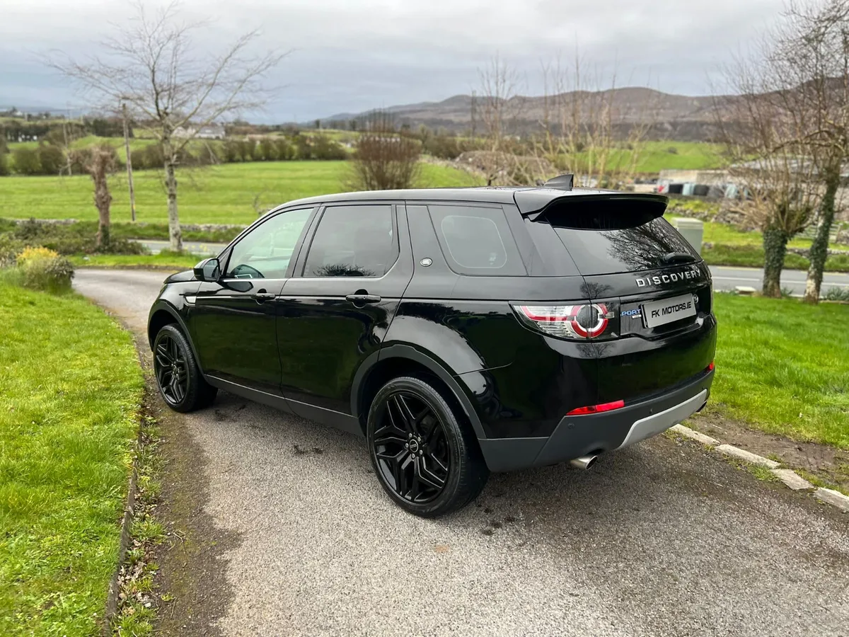 Land Rover Discovery Sport 2018 - Image 6