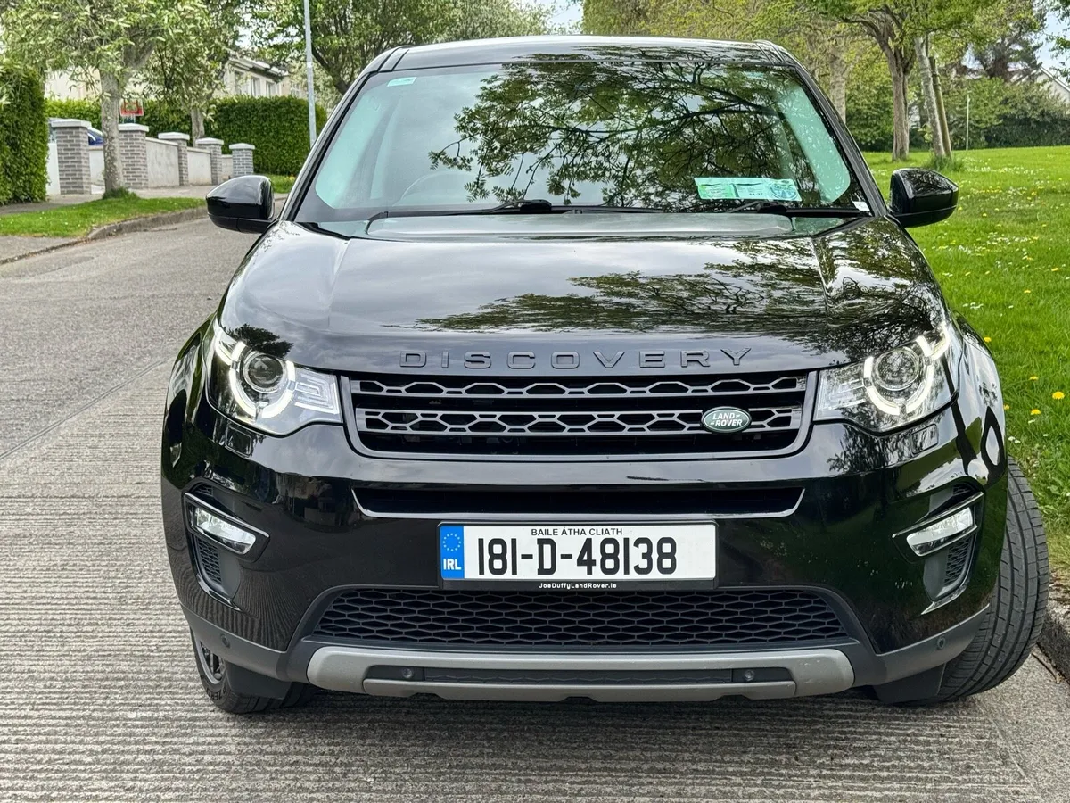 181 DISCOVERY SPORT 2.0 HSE 7 SEAT BLACK EDITION - Image 2