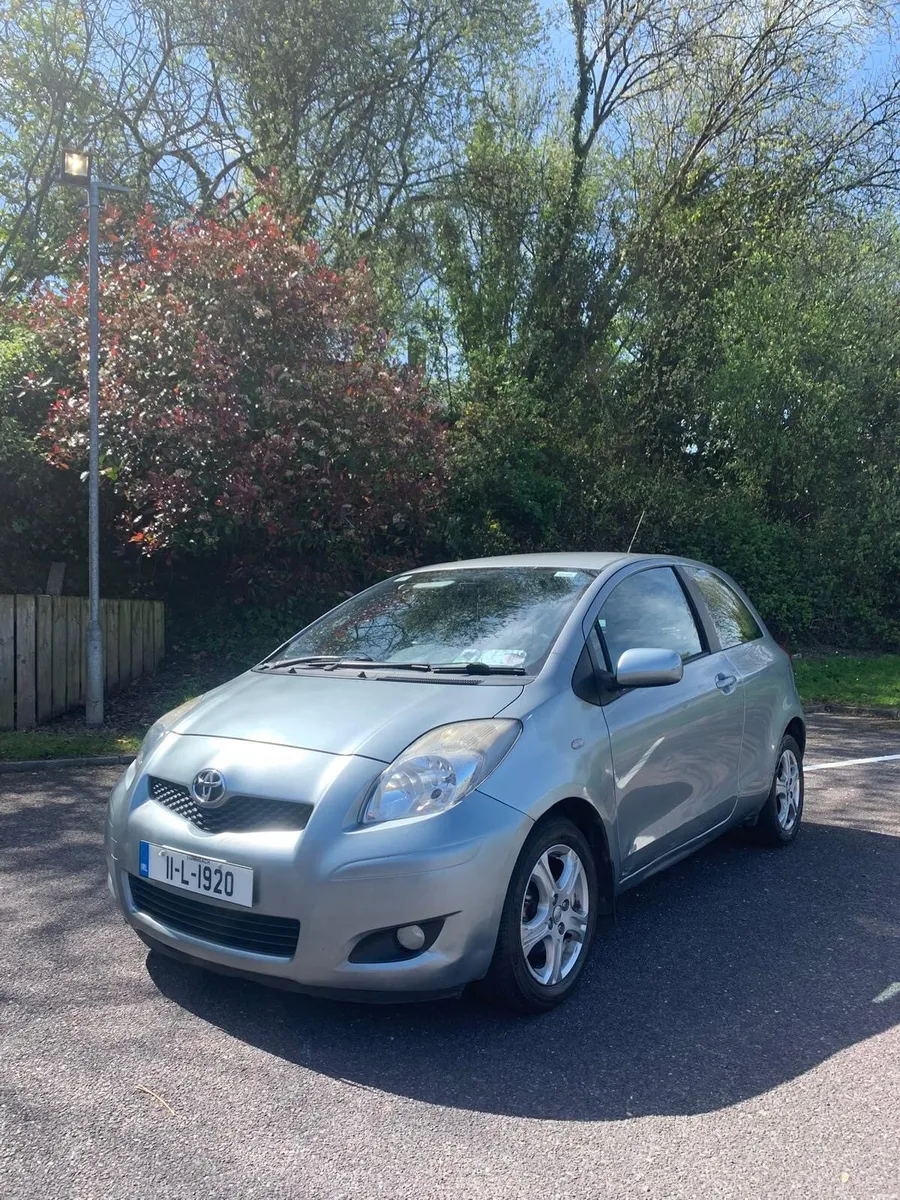 2011 Toyota Yaris long Nct&tax - Image 1