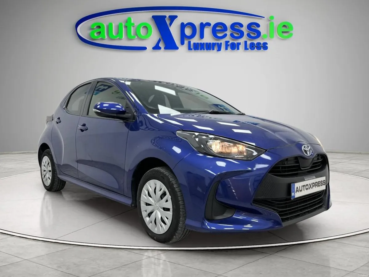 Toyota Yaris 1.5 Hybrid X Automatic - Image 3