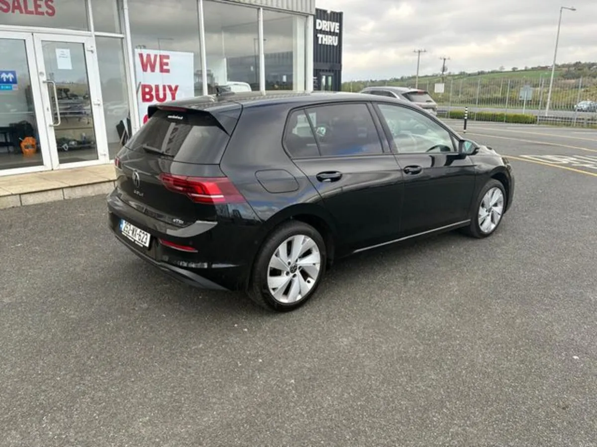 Volkswagen Golf Edition 75 1.5 Mhev 116HP - Image 3