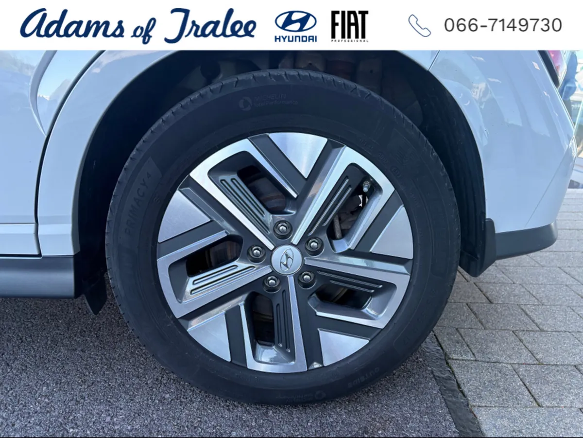 Hyundai KONA PREMIUM 64 5DR AUTO - Image 4