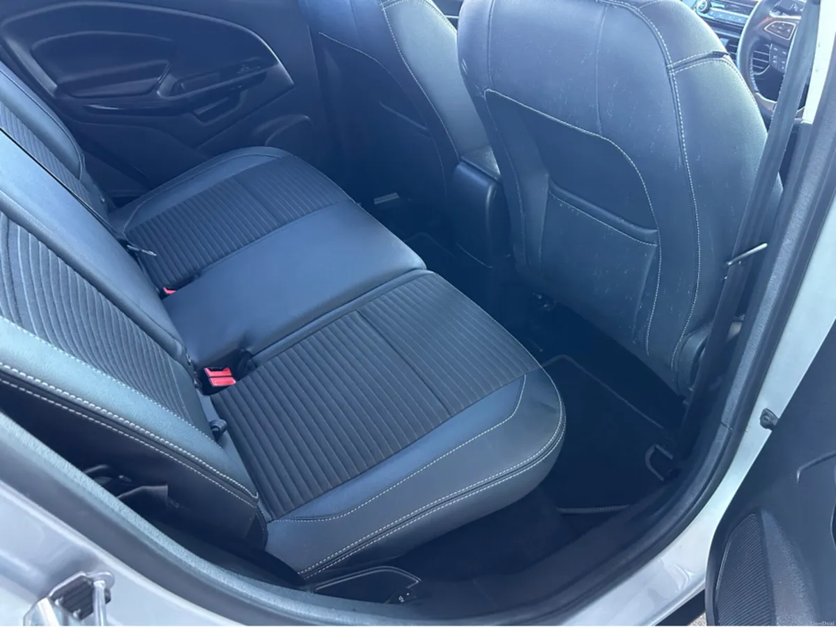 Ford EcoSport TITANIUM 1.0T 120PS 6 6SPEED 5DR 4 - Image 3