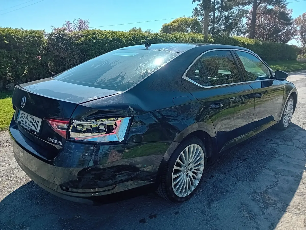 Skoda Superb 2016 Automatic- Light Damage - Image 3