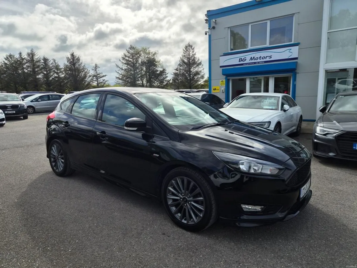 Ford Focus 1.0 St-line 125PS AUTO - Image 1