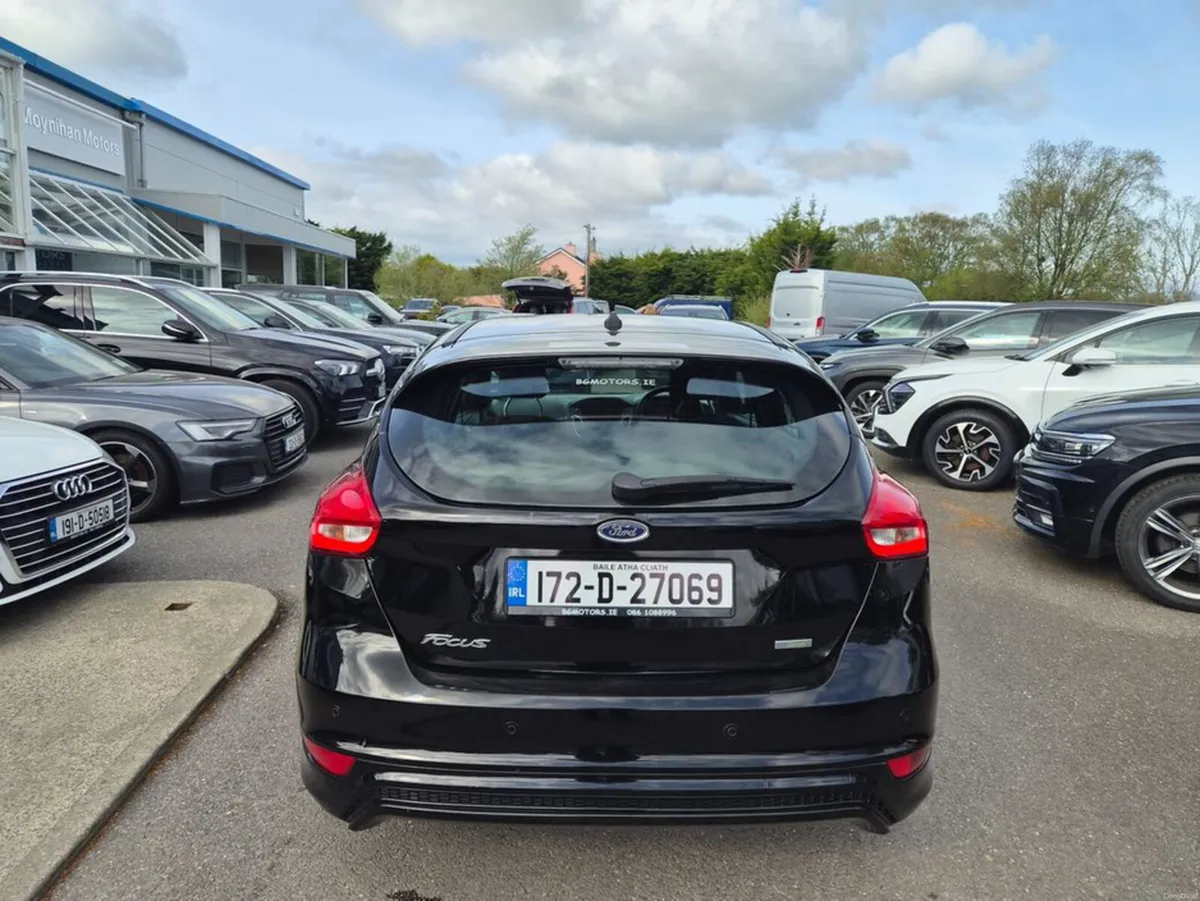 Ford Focus 1.0 St-line 125PS AUTO - Image 4