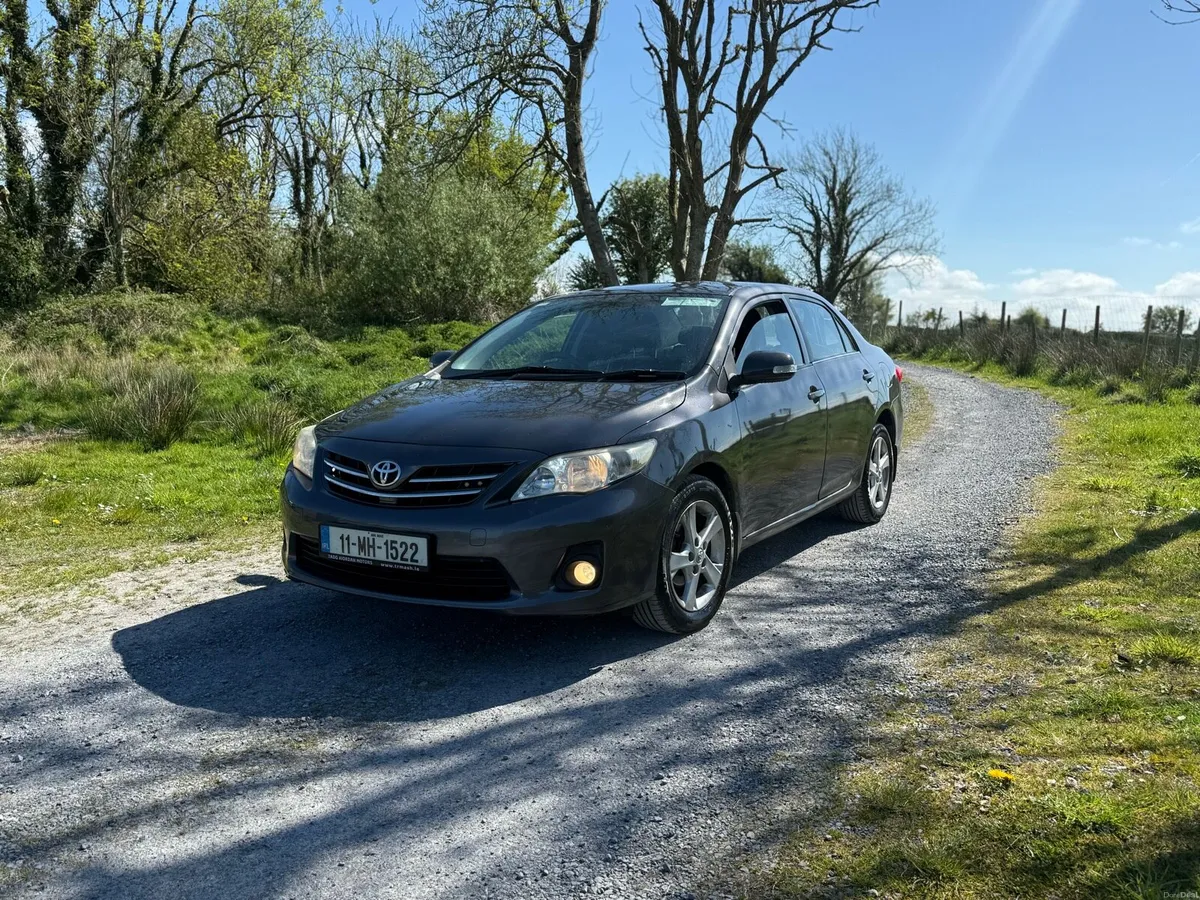 2011 Toyota Corolla 1.4 Diesel LOW MILEAGE !! - Image 2