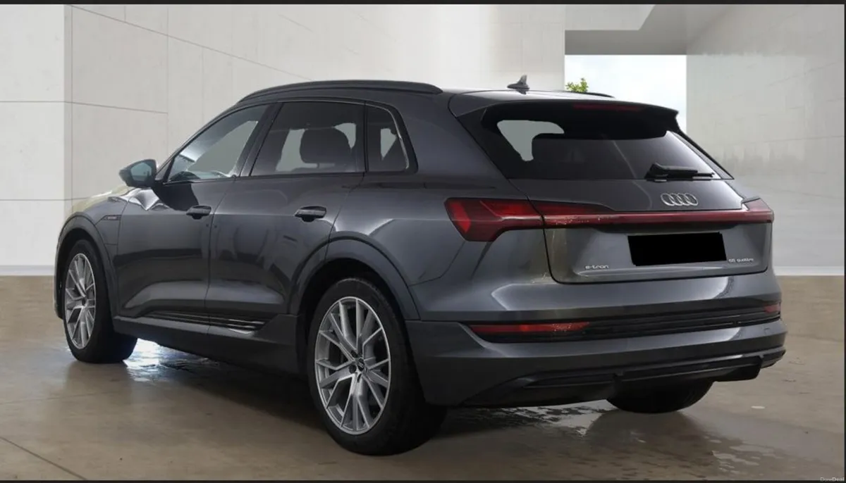 AUDI E-TRON BLACK EDITION 55 QUATTRO 95KwH BATTERY - Image 3