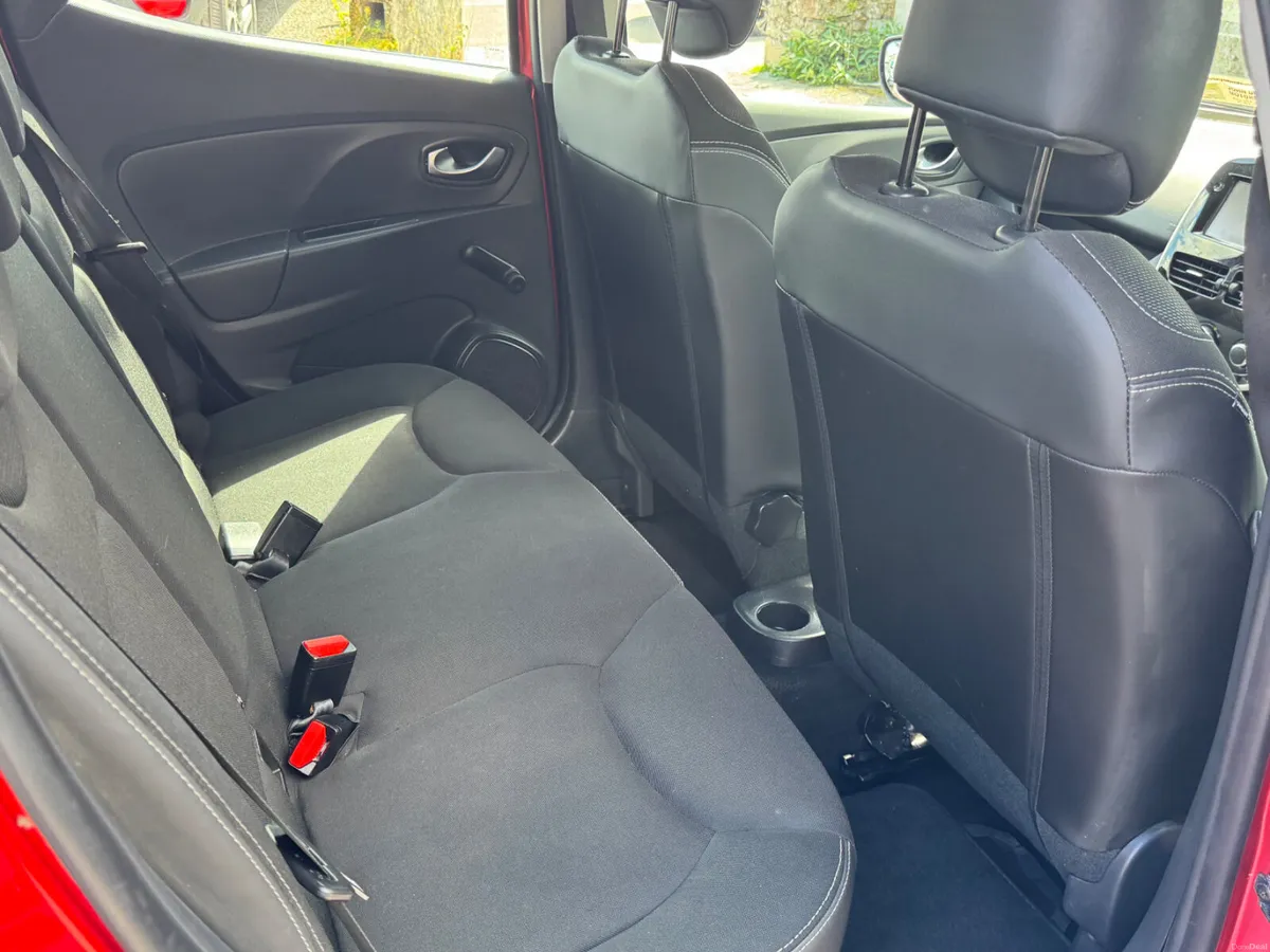 Renault Clio Ideal starter car - Image 3