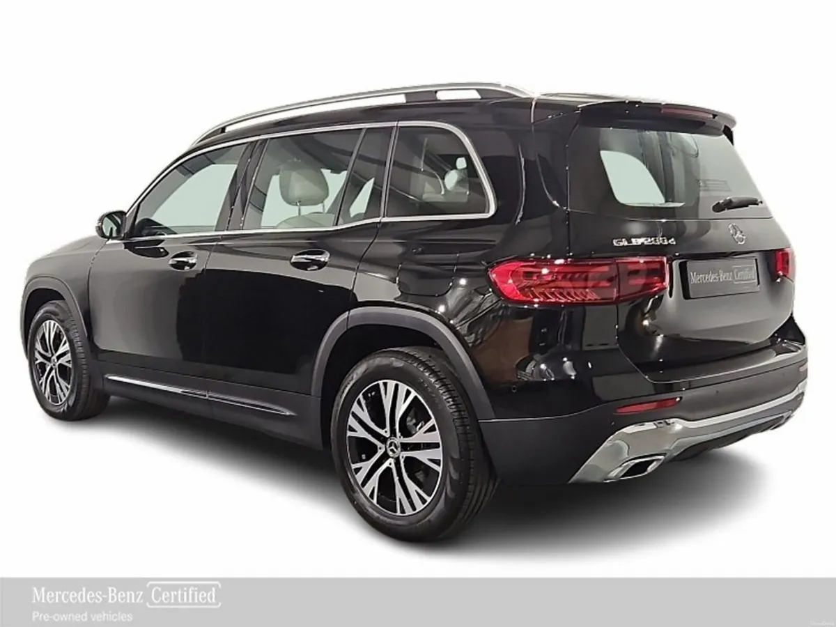 Mercedes-Benz GLB 200D Progressive 7 Seats - Image 4