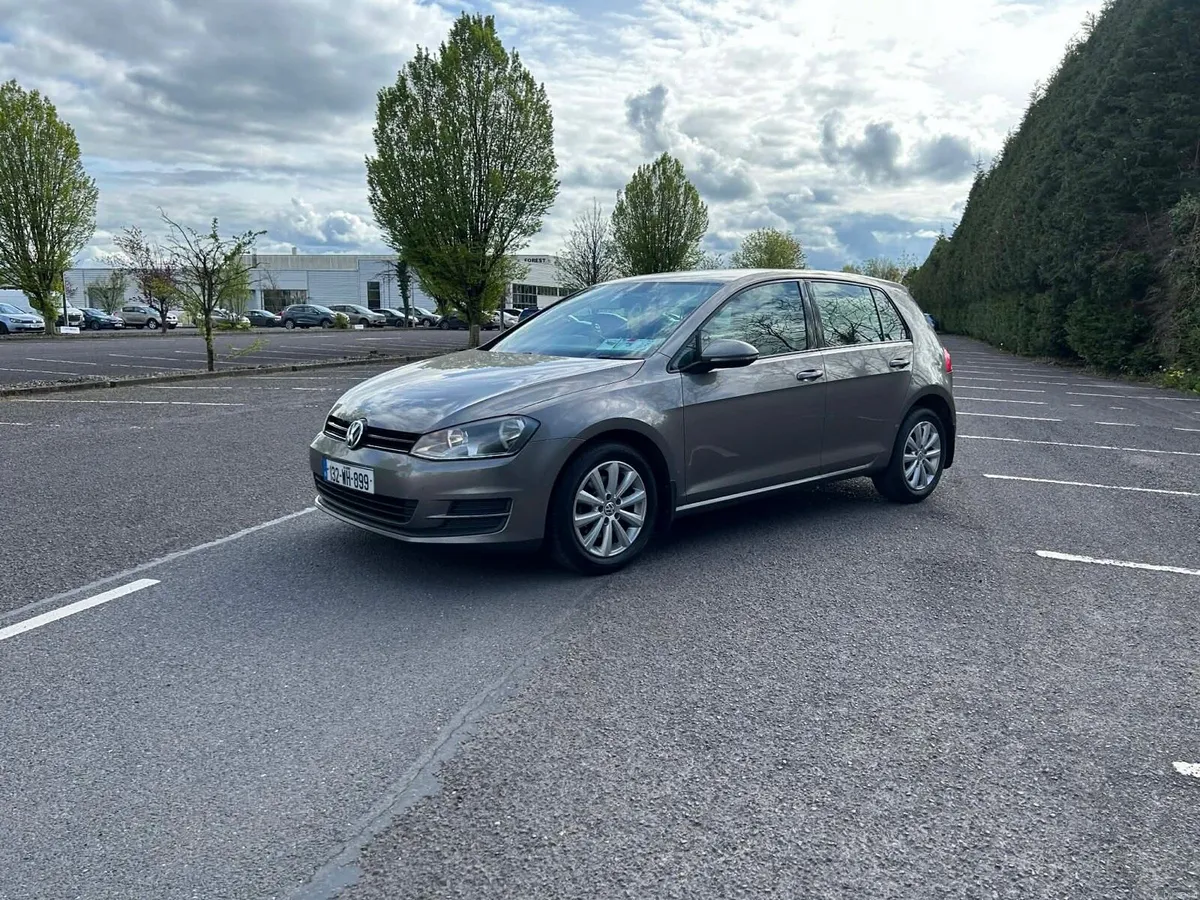 2013 Volkswagen Golf - Image 3