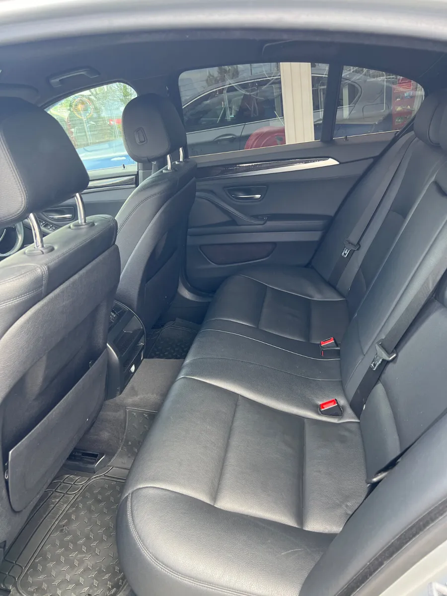 BMW 5-Series 2016 - Image 4