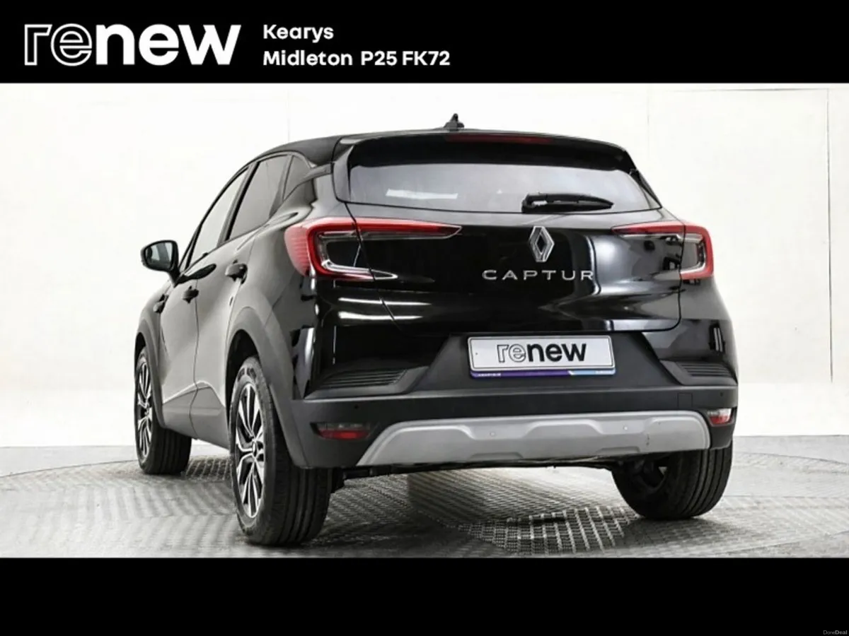 Renault Captur TCe 140 Auto Evolution - Image 3