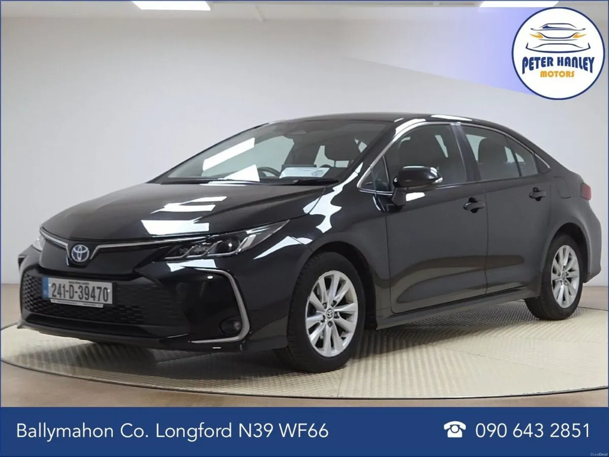 Toyota Corolla 1.8 Hybrid Luna Saloon - Image 3
