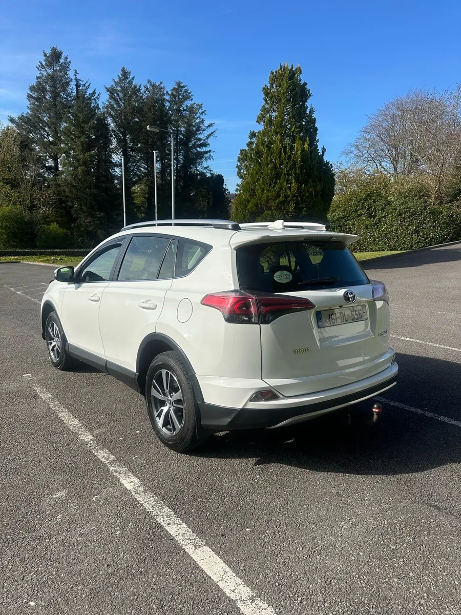 Toyota Rav4 - Image 4