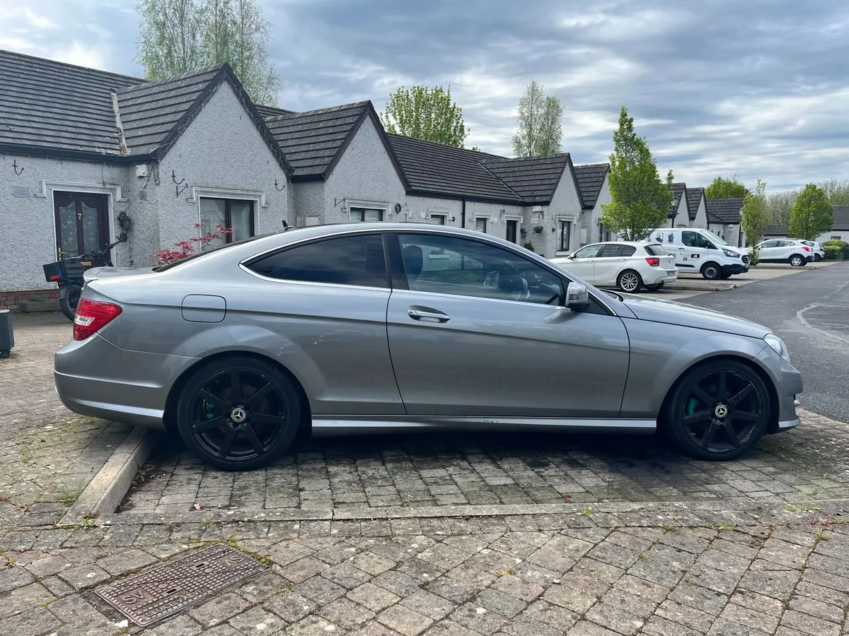 Mercedes-Benz C-Class 2014 - Image 3