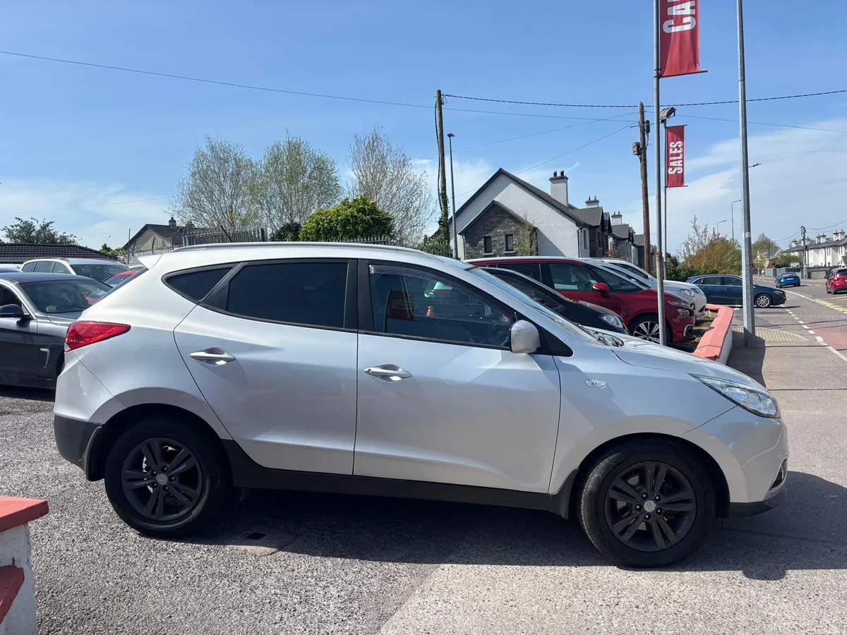 Hyundai ix35 2013 DIESEL   JUST  SERVICED - Image 2