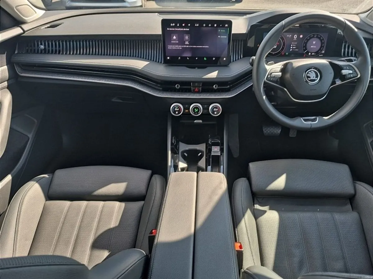 Skoda Superb ** SELECTION+ **  2.0 TDI 150HP ** DS - Image 2