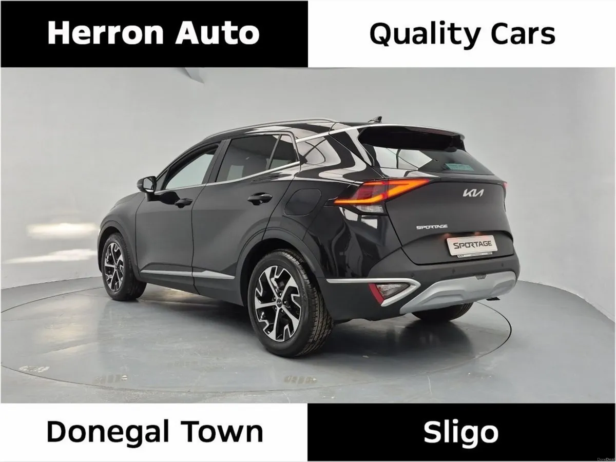 Kia Sportage 1 OWNER | LIKE NEW - Image 3