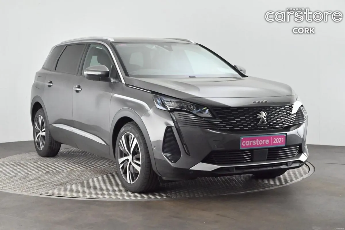 Peugeot 5008 1.5 BLUE HDI 6SPD ALLURE PACK 7SEATS - Image 1