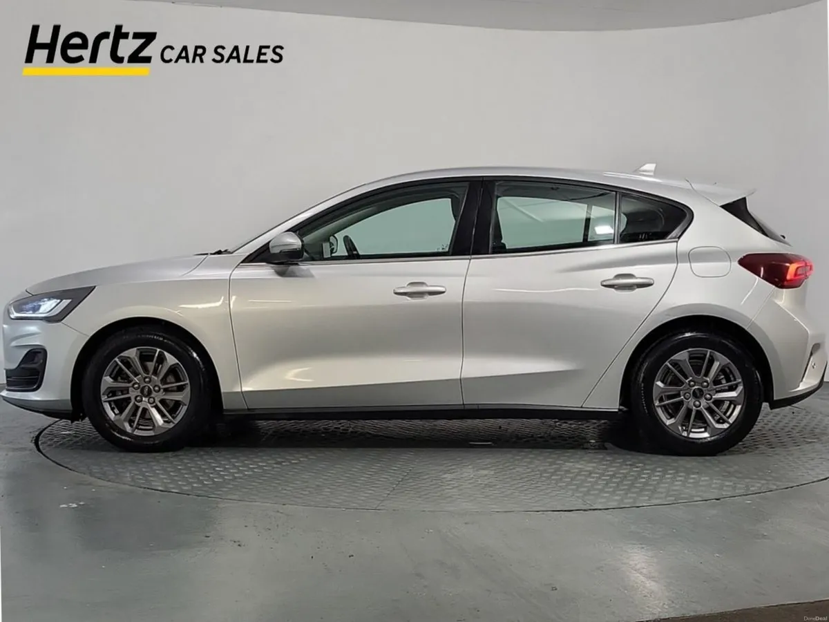 Ford Focus TITANIUM 1.0T Petrol Manual - Image 4