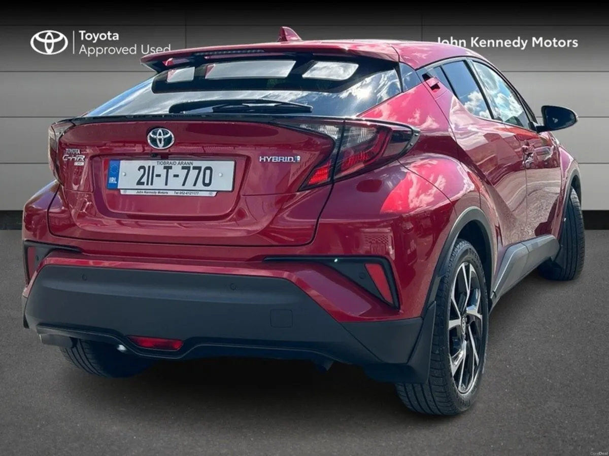 Toyota C-HR 1.8 HYBRID SPORT - Image 2