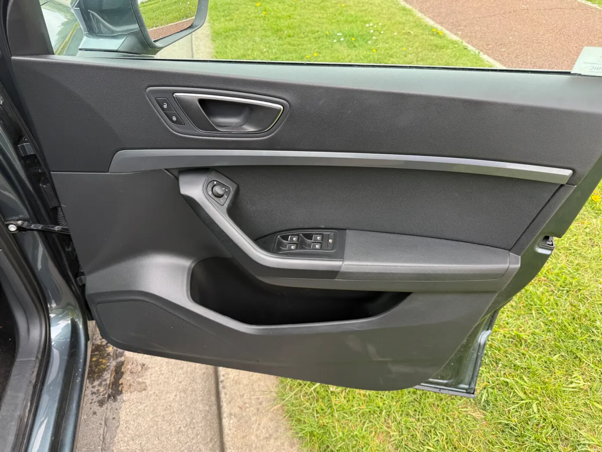 HIGH SPEC LOW MILEAGE ECO SE MODEL - Image 4