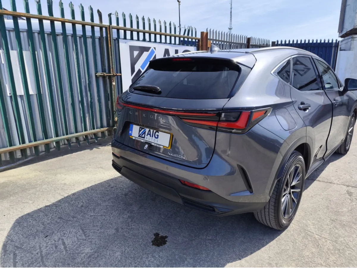 Lexus NX 450 h+ 2.5 PETROL HYBRID PHEV E-CVT - Image 4