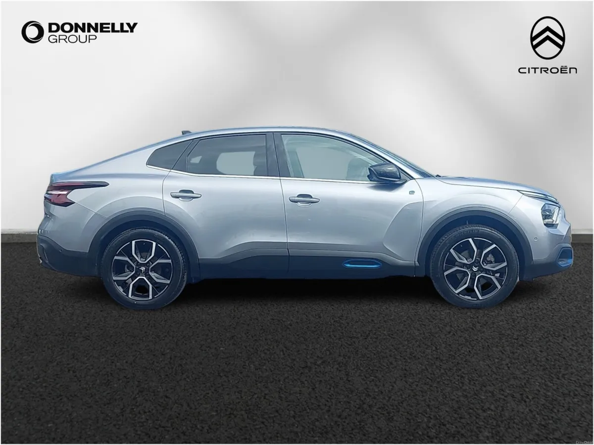 Citroen C4 X E- Electric Saloon Shine - Image 3