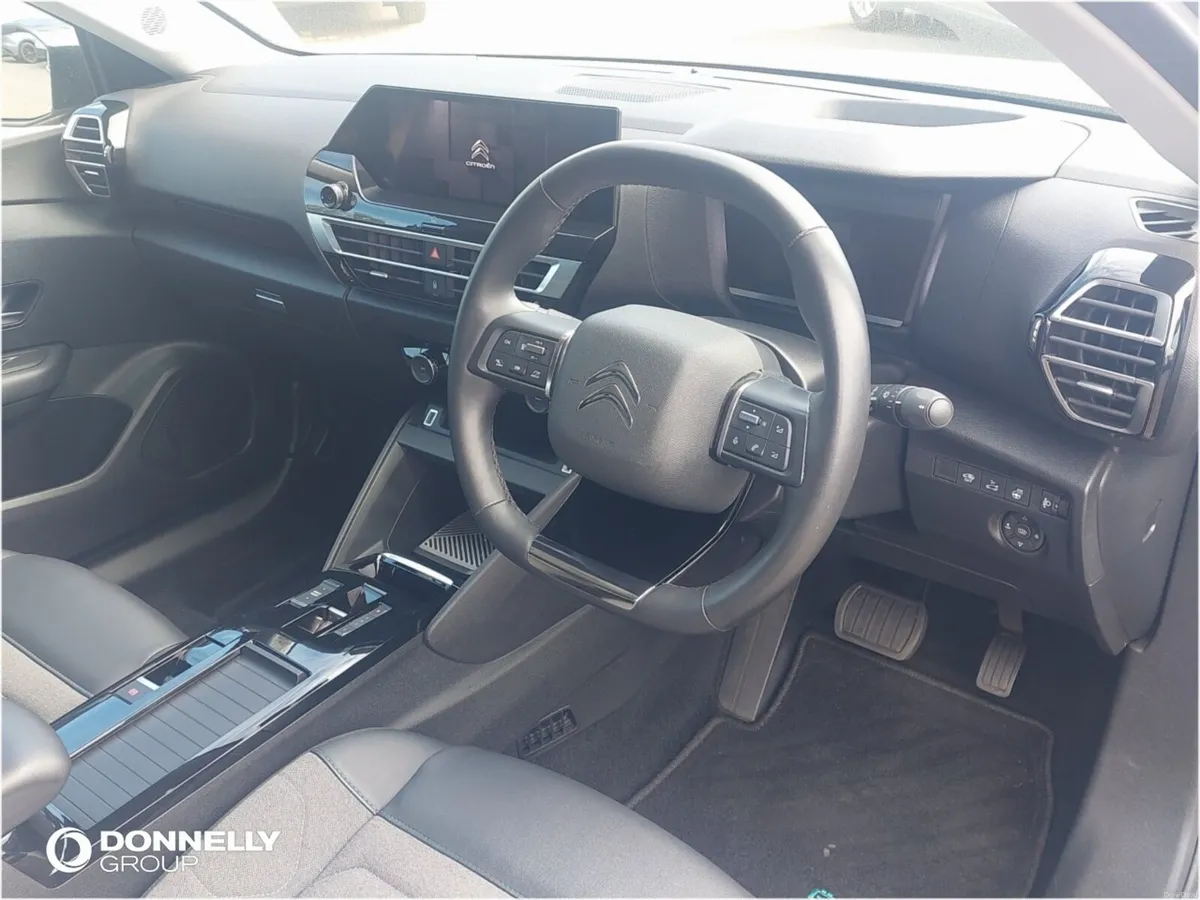 Citroen C4 X E- Electric Saloon Shine - Image 4