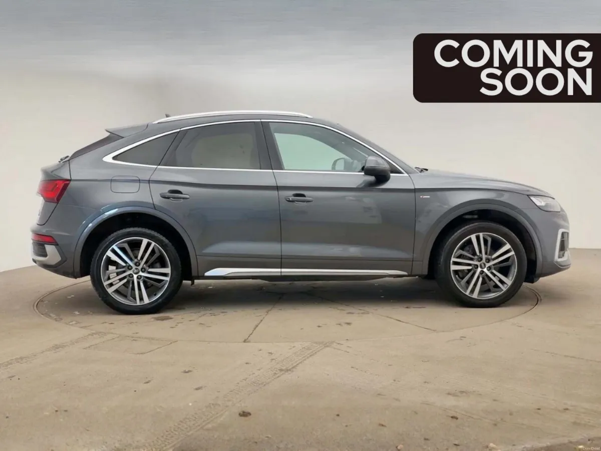 Audi Q5 Diesel Sportback S Line - Image 3