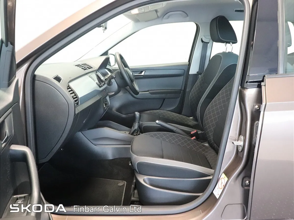 Skoda Fabia  1.0MPI 75HP Ambition - Image 4