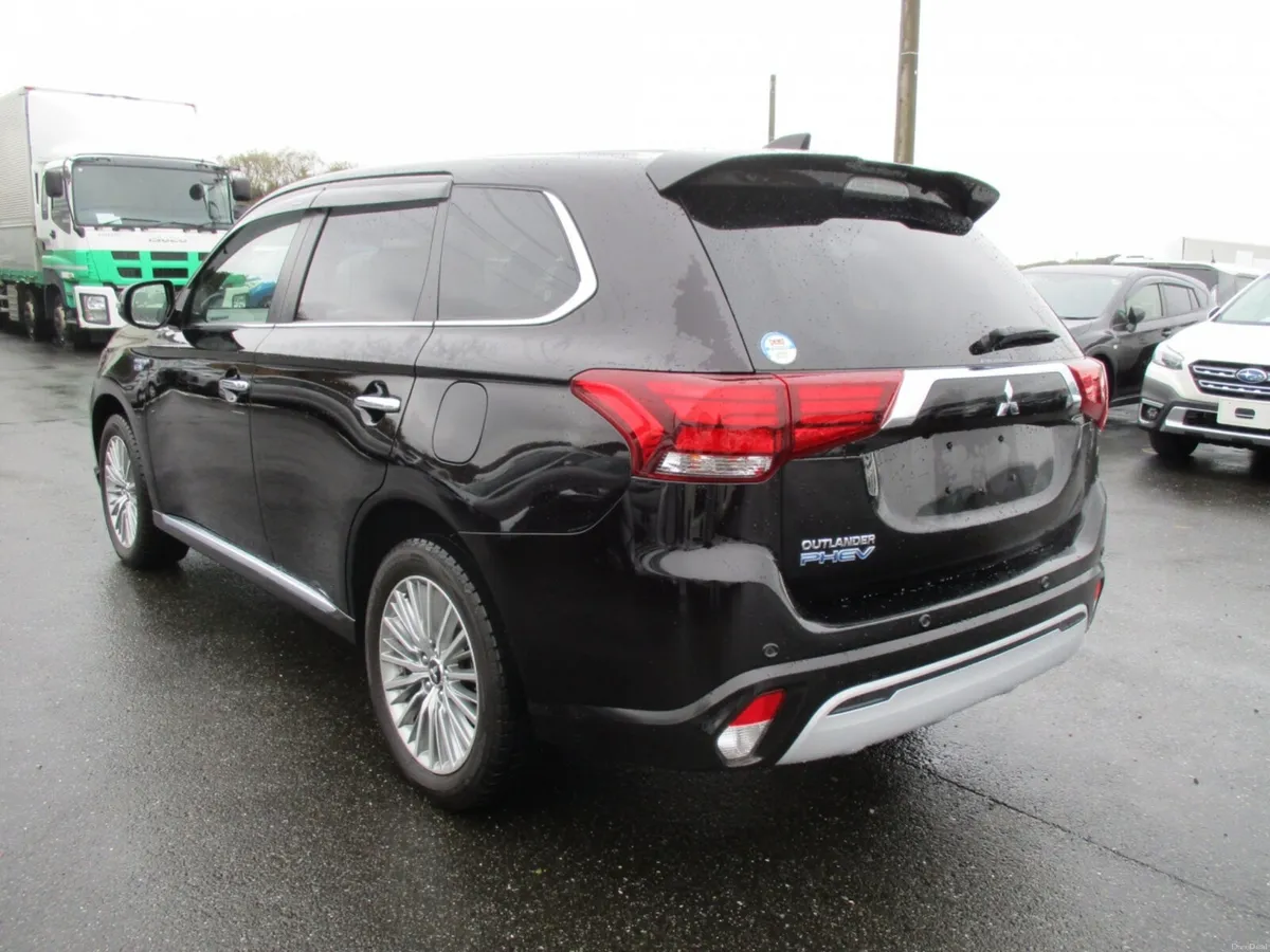 2021 Outlander Phev Automatic  Coming Soon! - Image 4