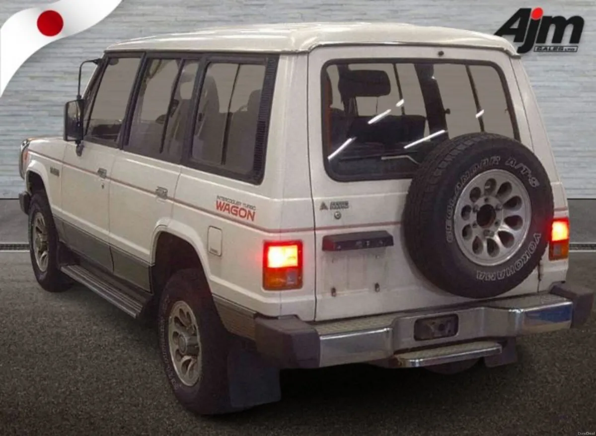 1989 Mitisubishi Pajero GL 2.5 TD - Image 2