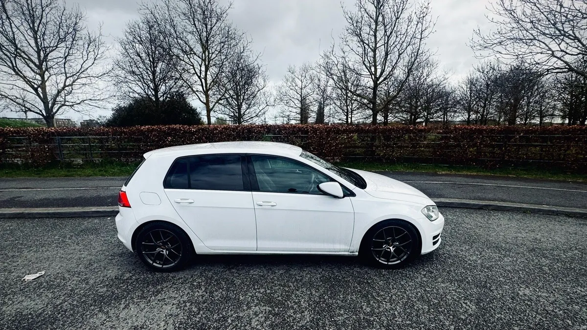 Vw Golf - Image 1