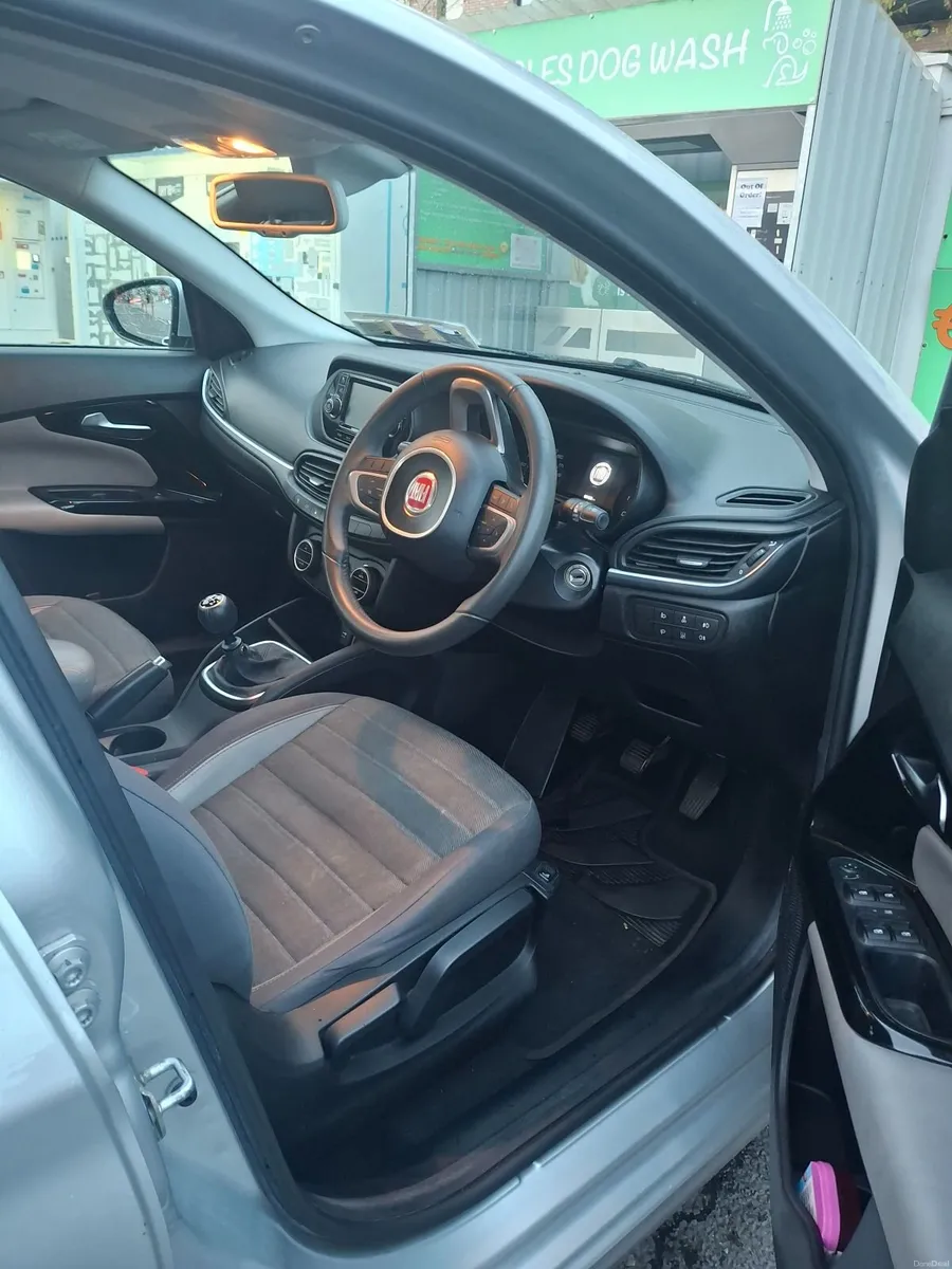 Fiat Tipo 2017 - Image 3