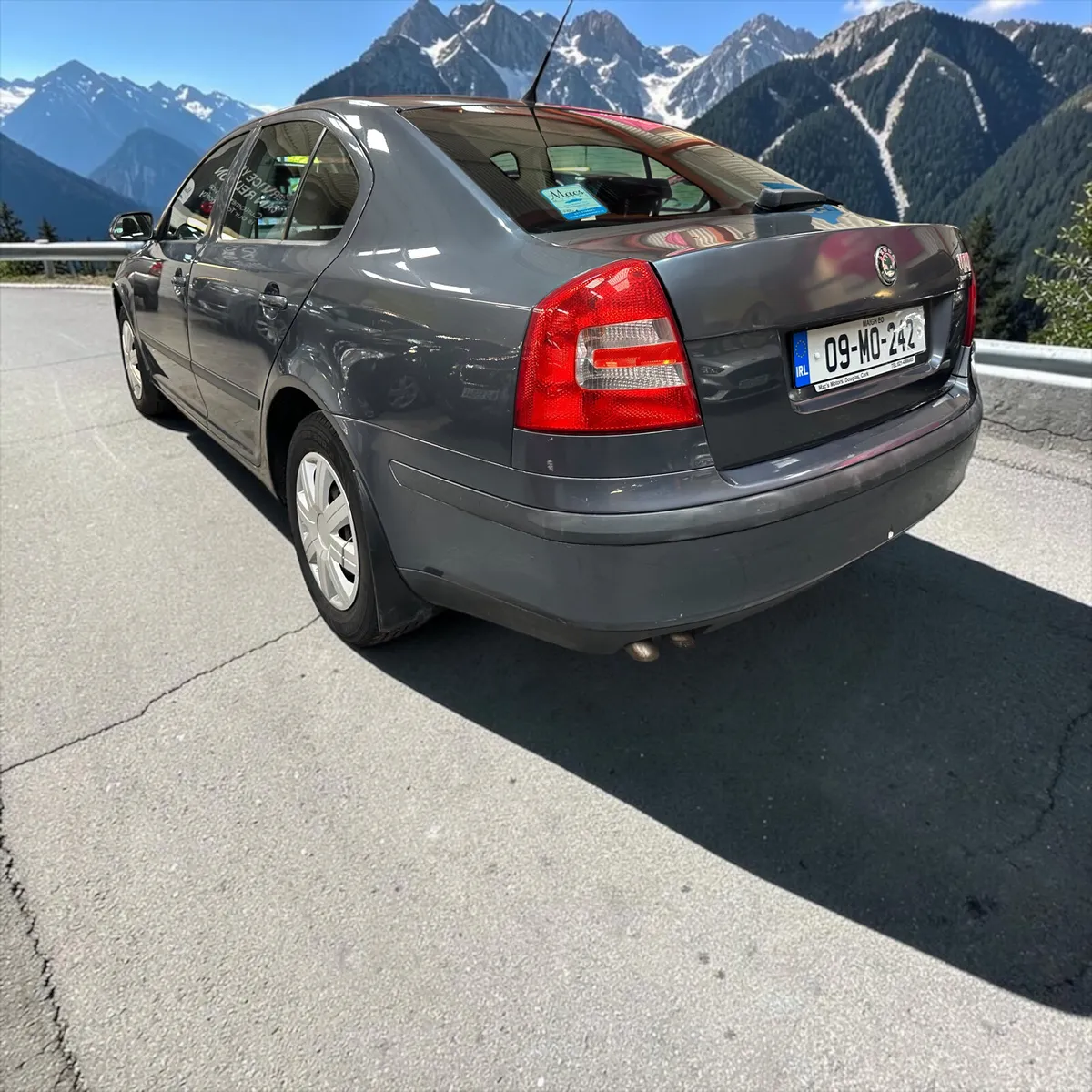 2009 Skoda Superb 1.9 TDI GREENLINE - Image 2