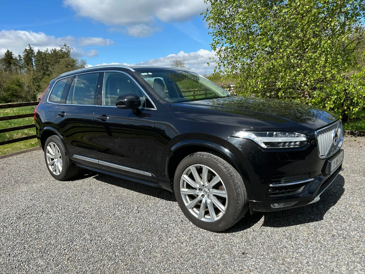 2017 Volvo XC90 2.0 D5 AWD Inscription - Image 3