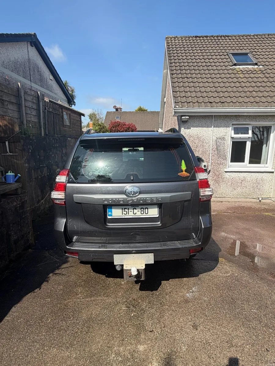 2015 Toyota Land Cruiser - Image 3