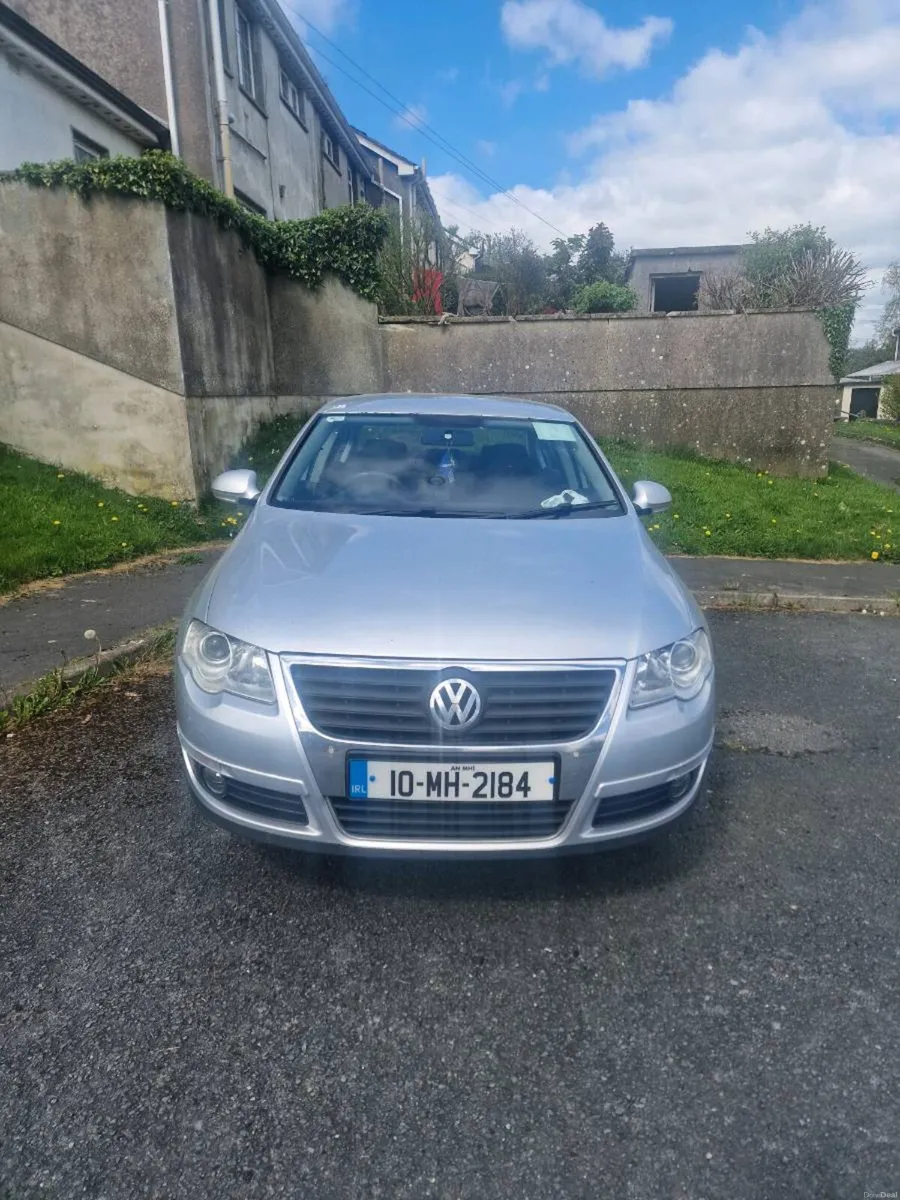 Volkswagen Passat 2010 1.6Diesel - Image 2