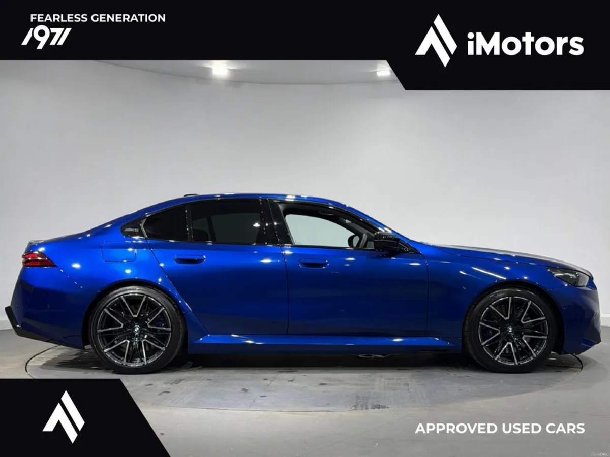 BMW M5 4.4 V8 727 BHP PLUG-IN HYBRID 4DR Auto - Image 2