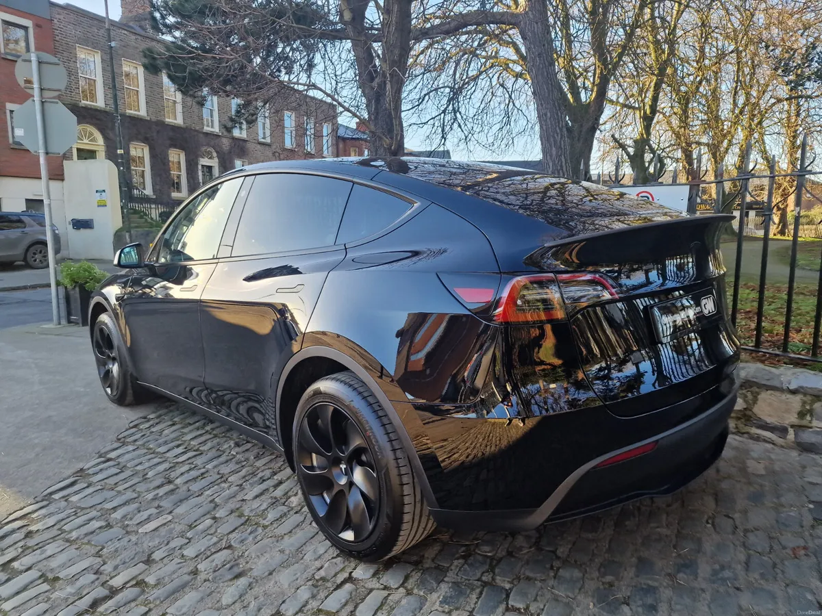 2024 (241) Tesla Model Y AWD Long Range - Image 2