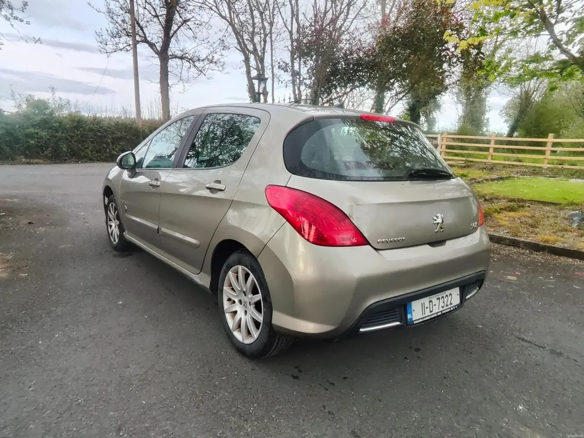 Peugeot 308 2011 - Image 4