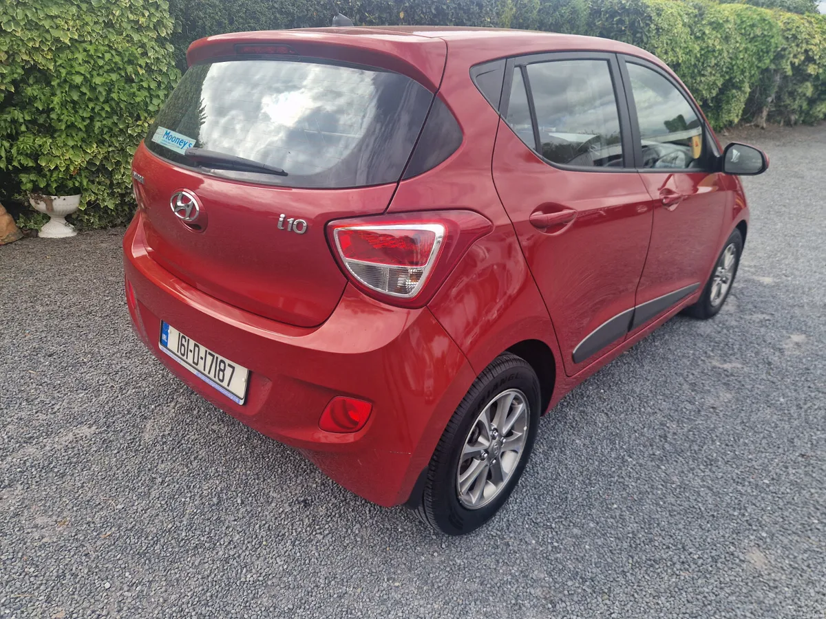 Hyundai i10 Deluxe 2016 - Image 4