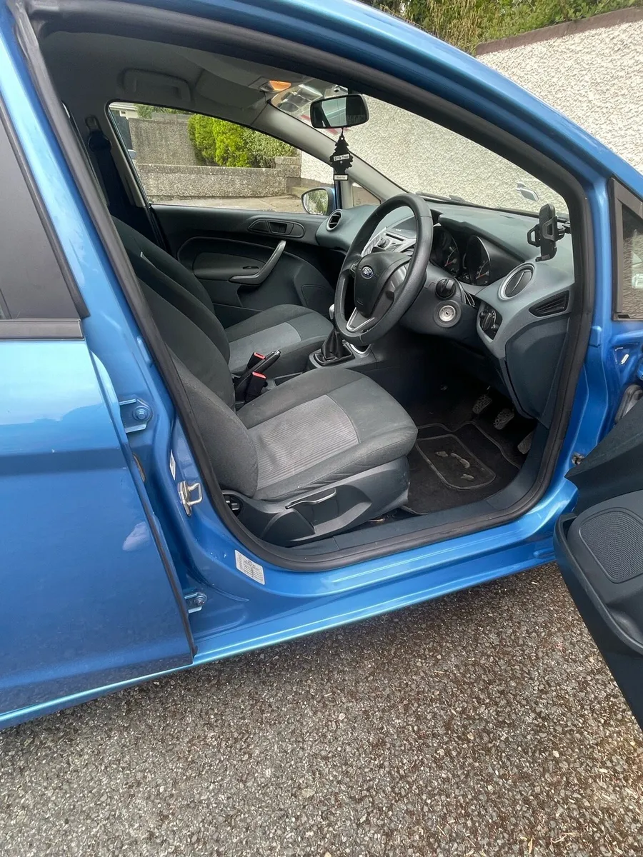 Ford Fiesta 2010 1.25L - Image 4